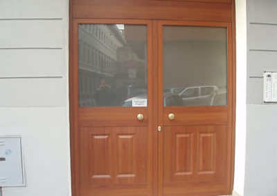 CONDOMINIO - TS - PORTONE INGRESSO CON PANNELLI